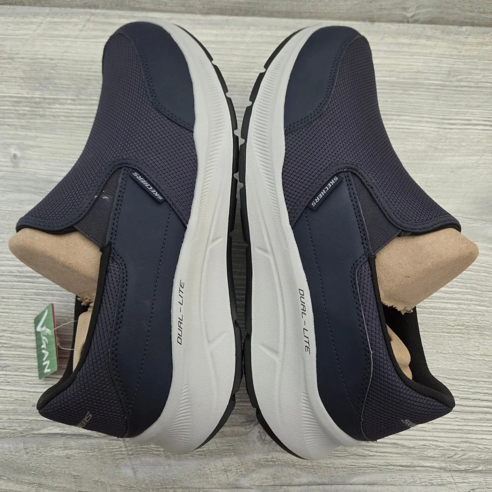 NEW Skechers Equalizer 5.0 Persistable Navy Extra Wide Fit Walking Mens 11.5